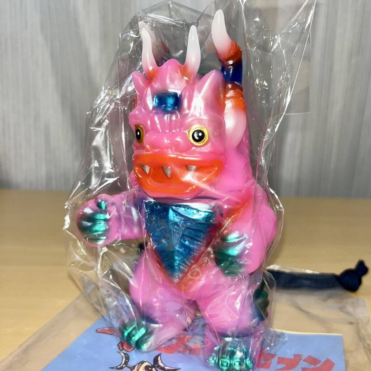 ガッツ星人 M1号 肌色 未塗装 サンプル品 - その他 ガッツ星人 M1号 肌色 未塗装 サンプル品 - その他