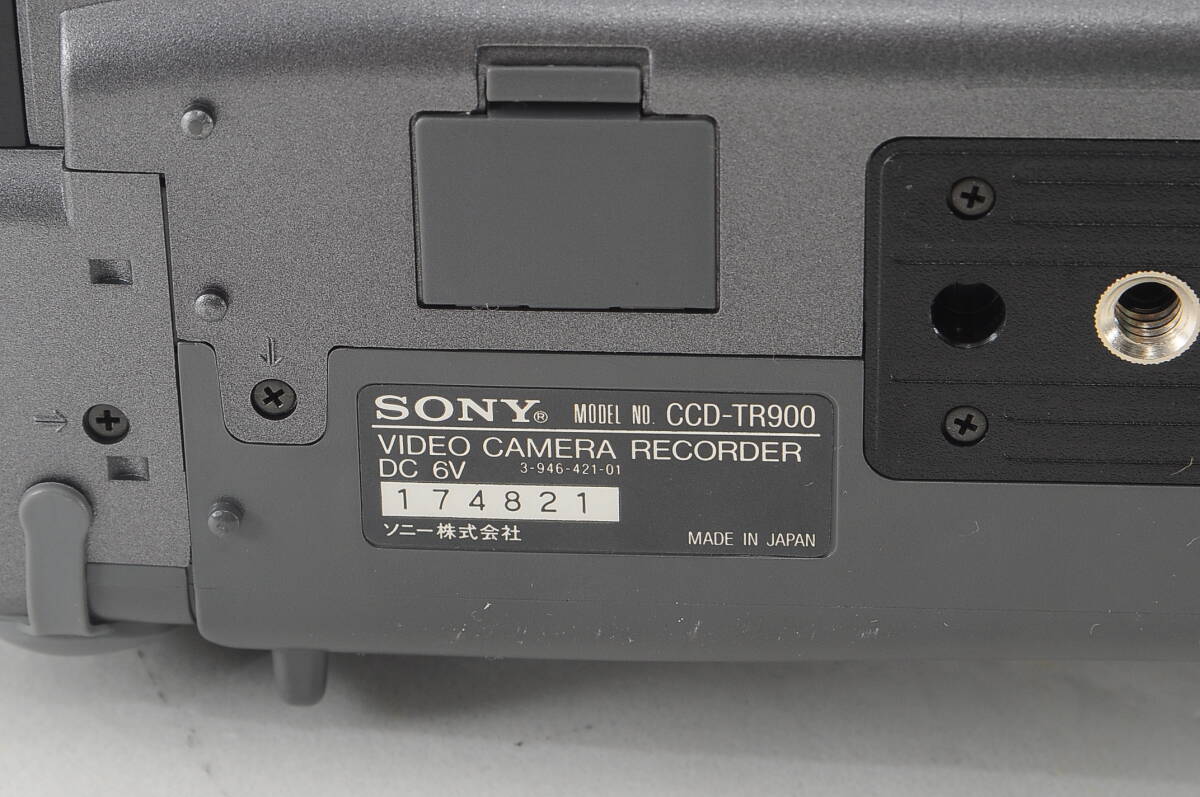 [キ MAC28]動作品 SONY Hi8 8ミリビデオカメラ CCD-TR900 ソニー デジタルビデオカメラ Handycam ハンディカム_画像5