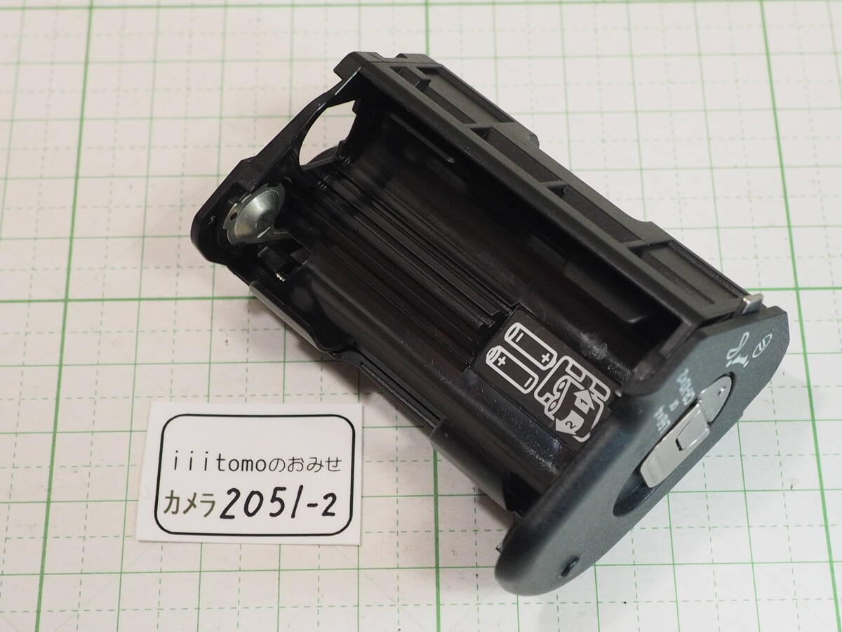 ◆カメラ2051-2◆ E-10とE-20用の電池ボックスのみ OLYMPUS オリンパス Used ～iiitomo～_画像2