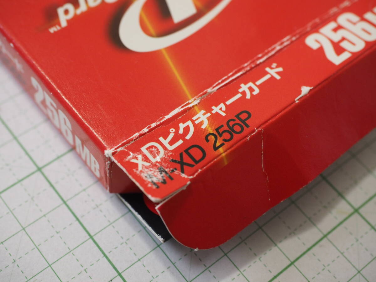 ◆カメラ2264◆ xDピクチャーカード　256MB　カードホルダ付き　ほぼ未使用 OLYMPUS オリンパス ～iiitomo～_箱はダメージがあります