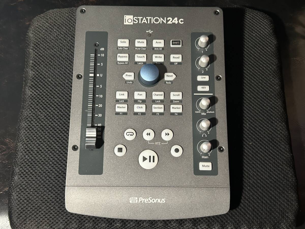 Presonus io Station 24c аудио интерфейс Faderport