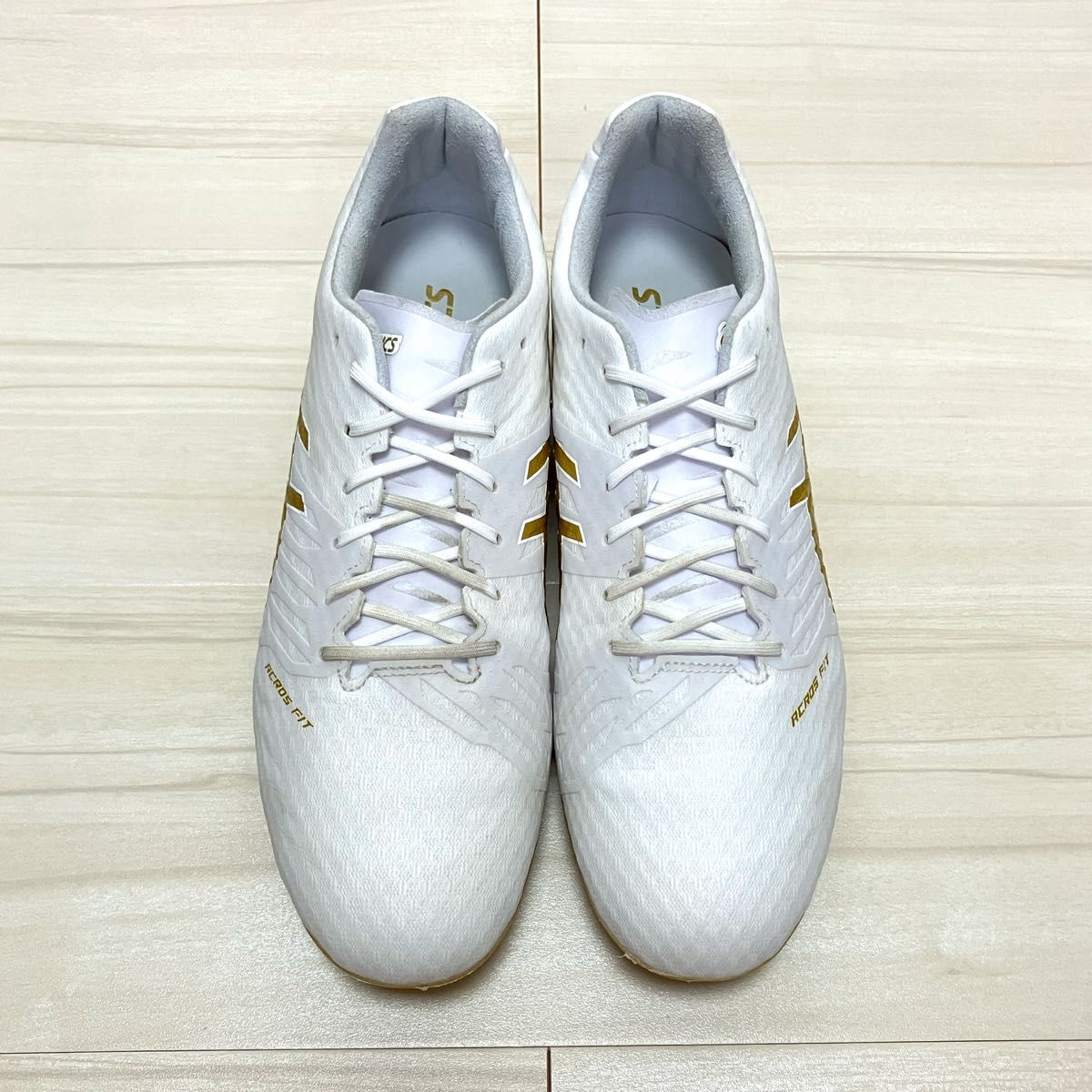 美品 asics アシックス アクロス プロ 2 27 0cm 白 ホワイト 金 美品 asics アシックス アクロス プロ 2 27 0cm 白 ホワイト 金