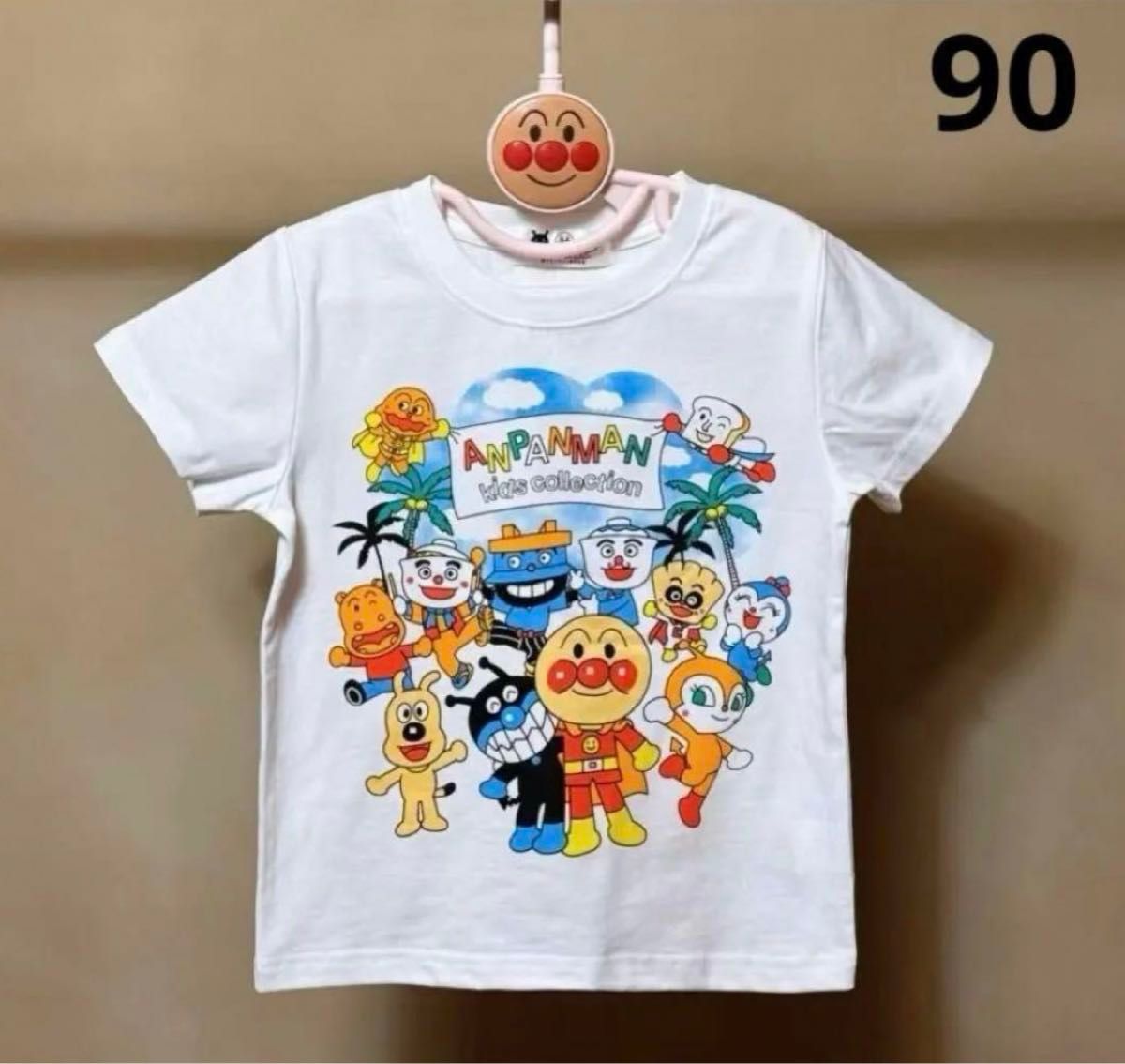 【新品】アンパンマン　子供Tシャツ　半袖　90 