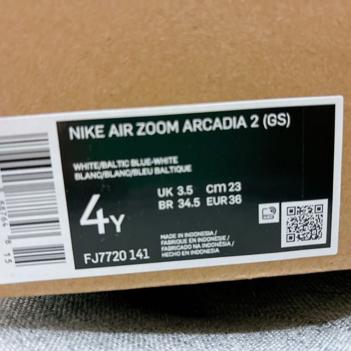 新品未使用 NIKE AIR ZOOM ARCADIA 2 23.0cm