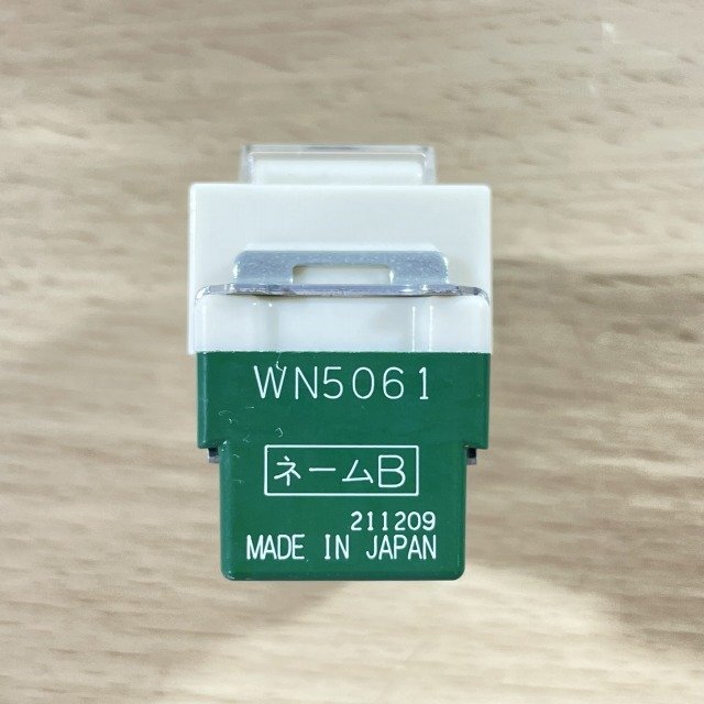 (5個セット)WN5061 埋込ネームスイッチB 片切 パナソニック(Panasonic) 【未使用 開封品】 ■K0044975_画像4