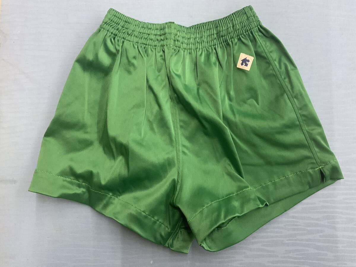 L デサント DESCENTE ナイロン 100% 極上 激レア カラー 緑 L デサント DESCENTE ナイロン 100% 極上 激レア カラー 緑