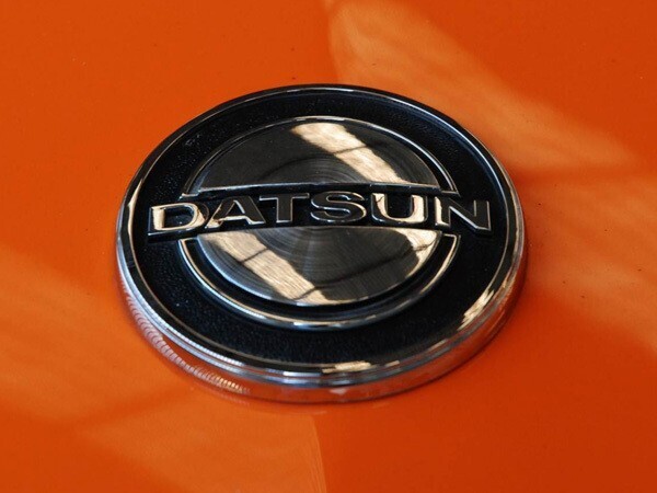 日産純正 ダットサン 輸出仕様 フェアレディ 240Z S30 サニトラ グリル用 DATSUN オーナメント エンブレムバッチ【CP1779】(4455)_画像2