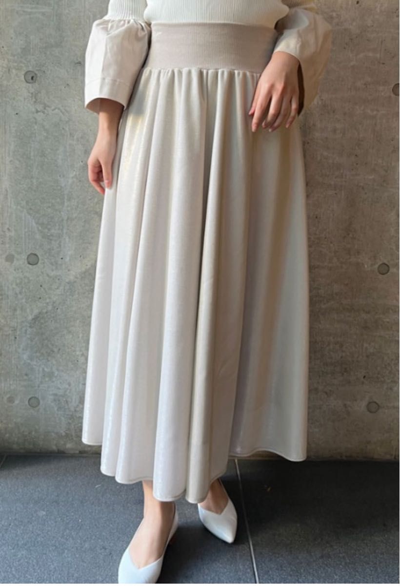 新品】MoNiLE モニーレ ウエストリブ フレアスカート シアー 新品】MoNiLE モニーレ ウエストリブ フレアスカート シアー