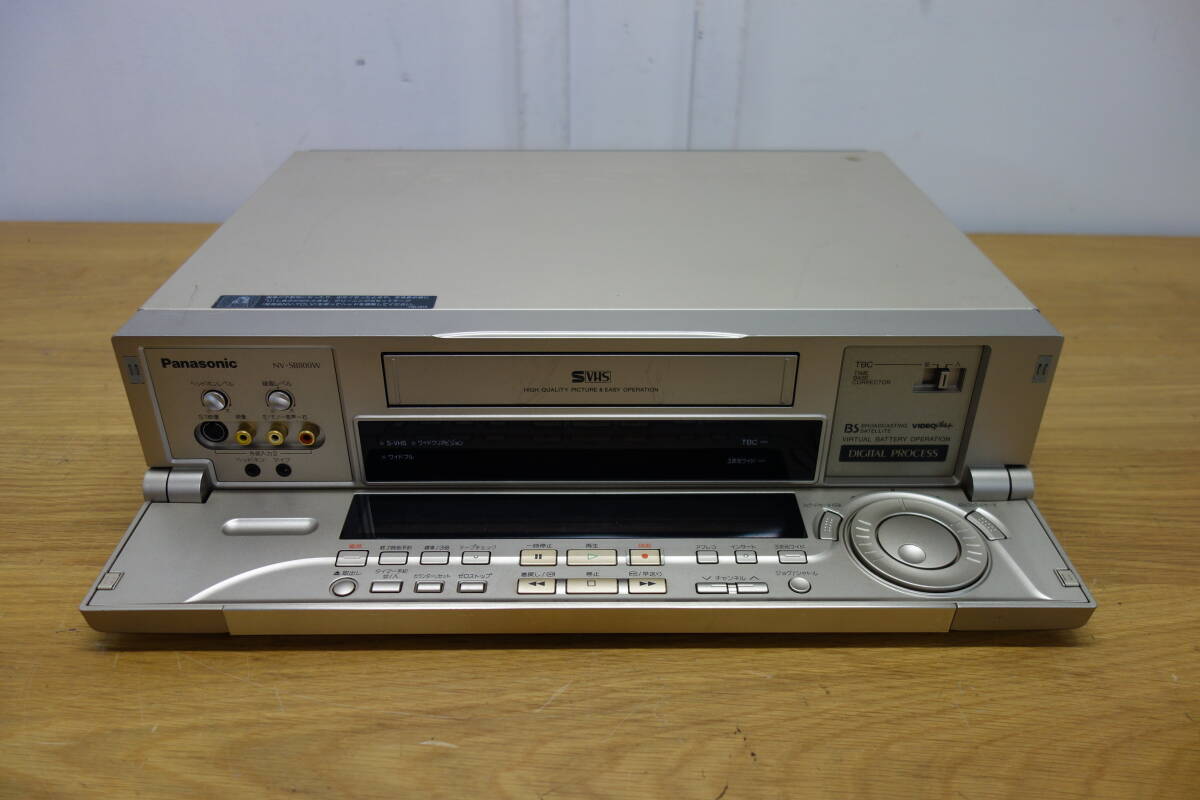Panasonic NV-SB800W ビデオデッキ 1998年製 再生可 難あり パナソニック VHSデッキ 中古 ジャンク品 2 管理ZI-100_画像2