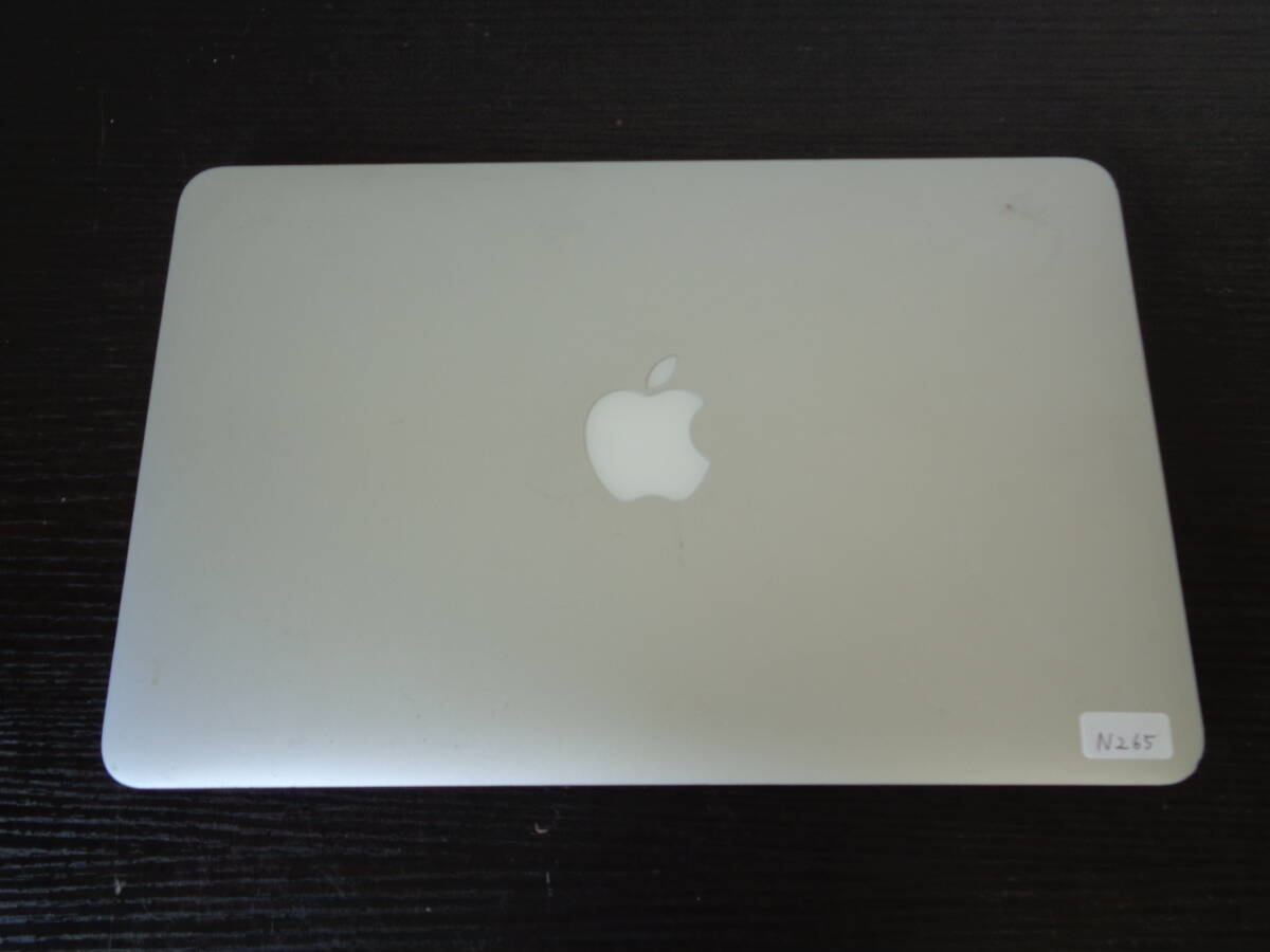 Apple MacBook Air A1465 2014年代 i5-4260U メモリ不明 11インチ ？画面表示OK ジャンク品 部品どりに 管理N265-ZI_画像5