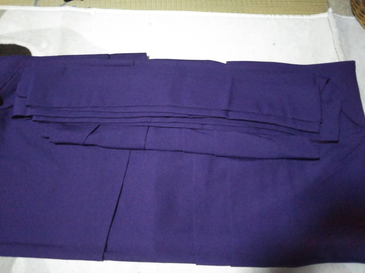 金の鈴　神職装束　普段着袴　化繊　紫　行燈型　LLサイズ　未使用　はかま_画像2