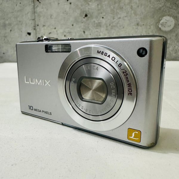 ht2026【60】LUMIX★ルミックス Panasonic パナソニック デジタルカメラ DMC-FX37 10MEGA PIXELSの画像1