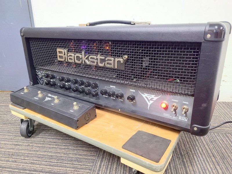 【動作未確認】Blackstar Blackfire200 ヘッドアンプ 真空管 ギターアンプ ブラックスター フットスイッチ付き 1円～　Y7097+_画像1