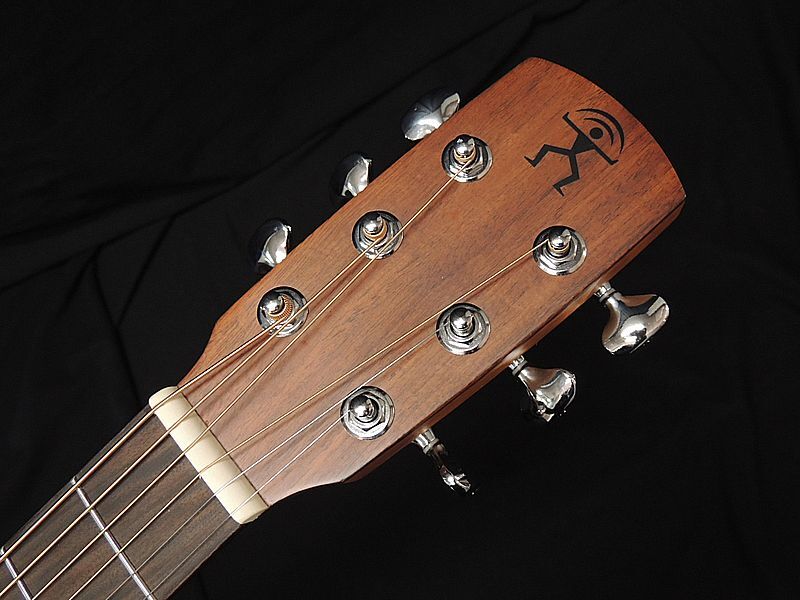 aNueNue Bird Guitar aNN-M10E Solid Sitka Spruce Top スプルース単板トップ アヌエヌエ アコースティックギター エレアコ ミニギター_画像5