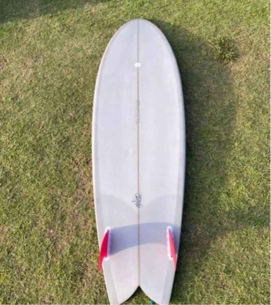 クマフィッシュ　kuma fish ツイン　フィッシュ　オルタナ　フィン　サーフボード ミッドレングス サーフィン surfboards ロングボード_画像3
