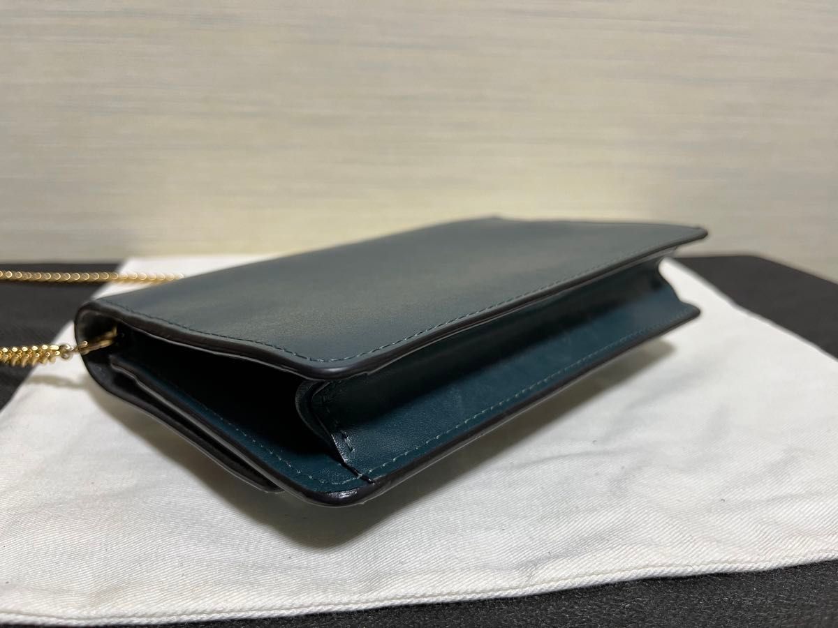 FENDI フェンディ マルチスタッズ チェーンウォレット FENDI フェンディ マルチスタッズ チェーンウォレット