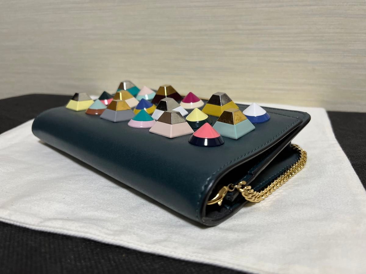 FENDI フェンディ マルチスタッズ チェーンウォレット FENDI フェンディ マルチスタッズ チェーンウォレット