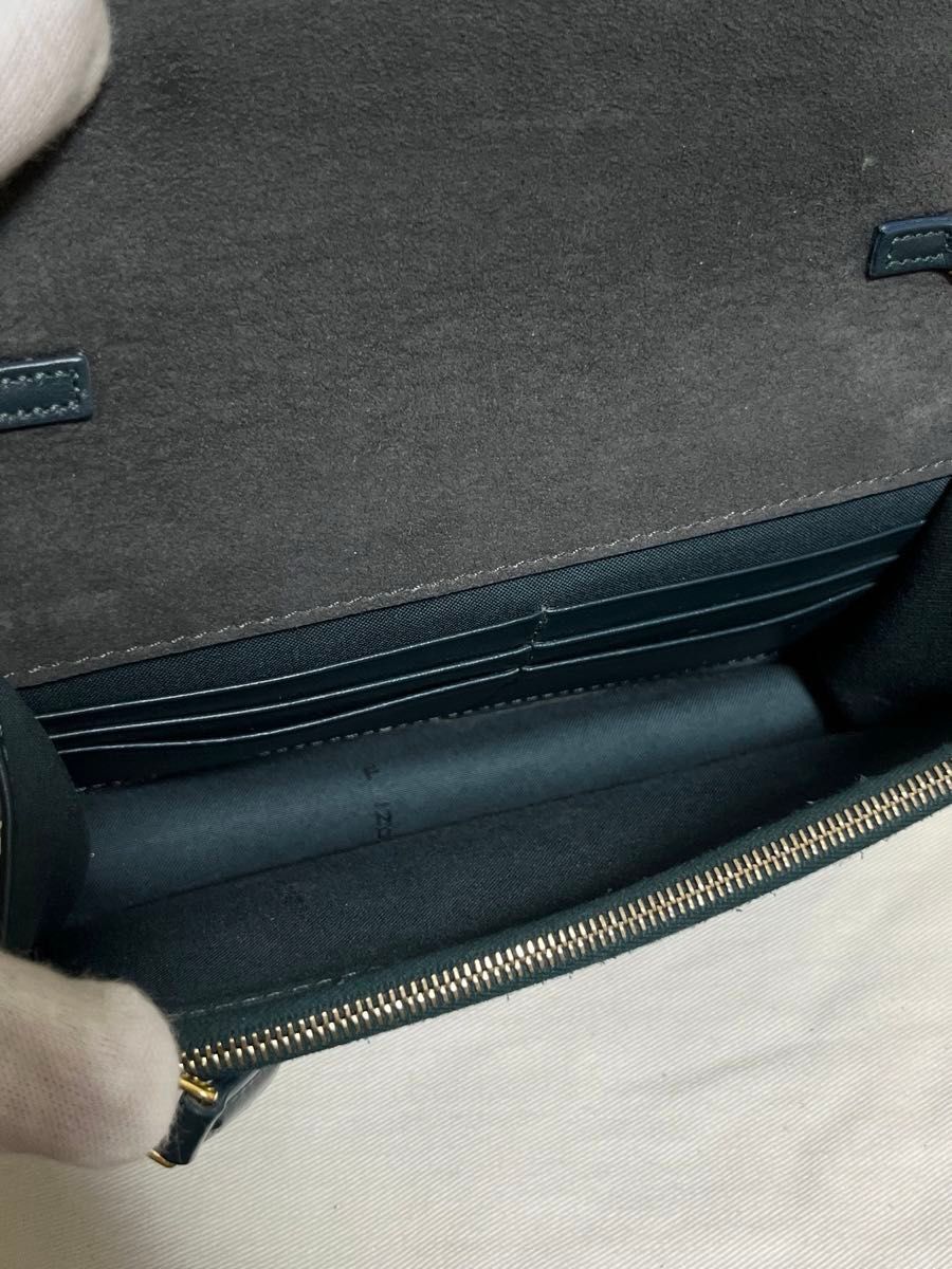 FENDI フェンディ マルチスタッズ チェーンウォレット FENDI フェンディ マルチスタッズ チェーンウォレット