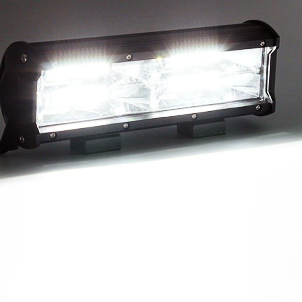 LED ワークライト 作業灯 144W 9インチ 6500K ホワイト 投光器 新品 トラック バイク SUV 農業機械 12V/24V 9C-144W 4個_画像4