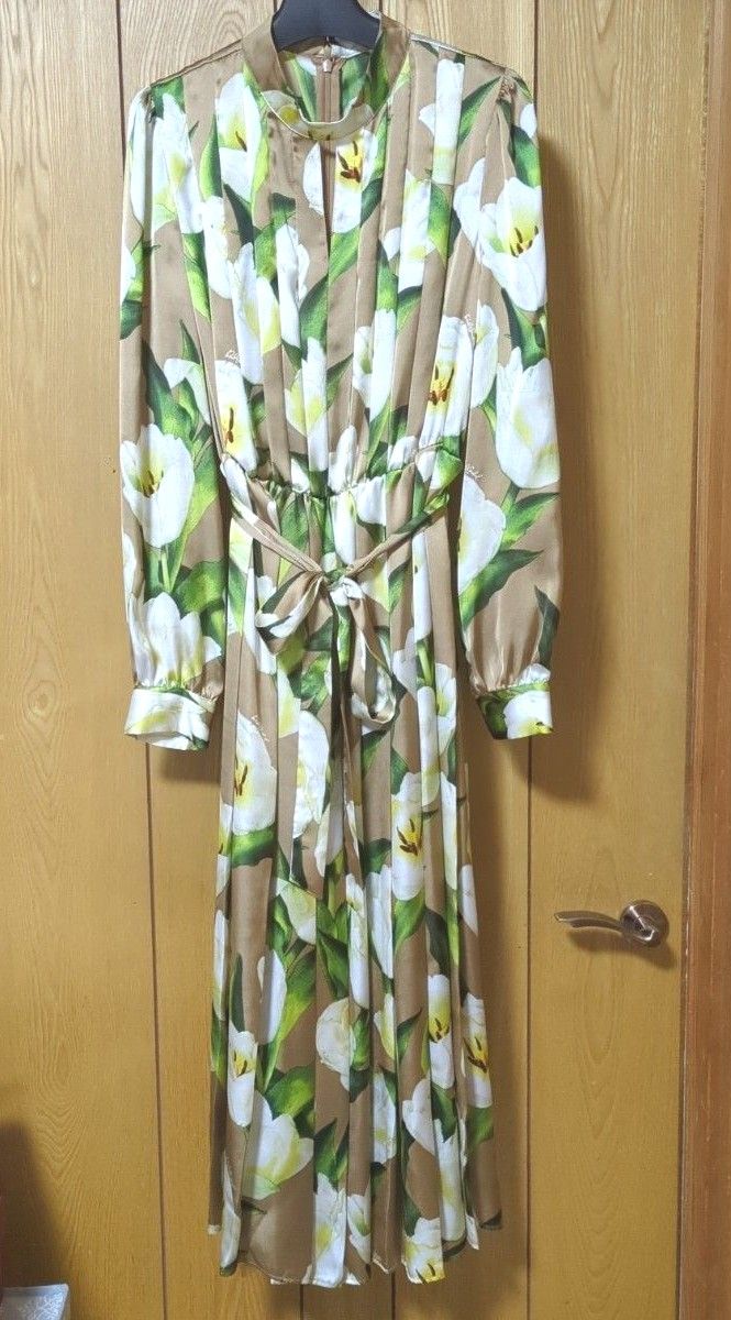 Sov ダブルスタンダードクロージング 花柄プリントワンピース 38 Sov ダブルスタンダードクロージング 花柄プリントワンピース 38