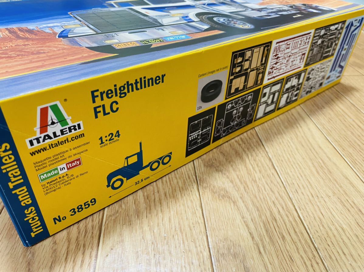 ITALERI/イタレリ 1/24 フレイトライナー FLC トラクターヘッド プラモデル 未開封 Freightliner FLC セミトレーラー トラック_画像4