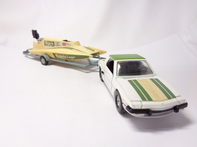 CORGI GIFT SET 37 FIAT X1/9 POWERBOAT & TRAILER コーギー フィアット X1/9 パワーボート & トレーラー 送料別_画像6