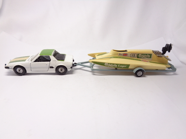 CORGI GIFT SET 37 FIAT X1/9 POWERBOAT & TRAILER コーギー フィアット X1/9 パワーボート & トレーラー 送料別_画像2