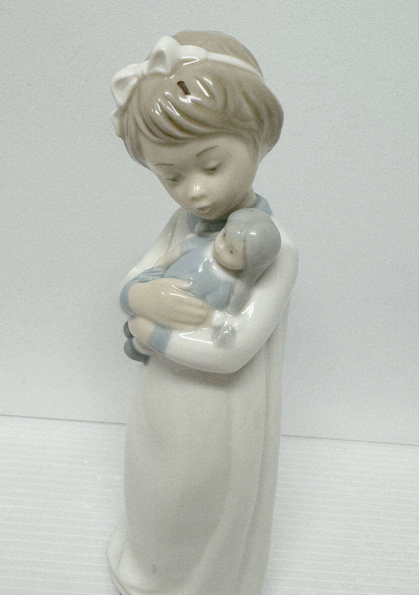 ◆LIADORO リヤドロ LLADRO 陶器人形　西洋陶器 フィギリン I Love My Doll ザフィール◆_画像2