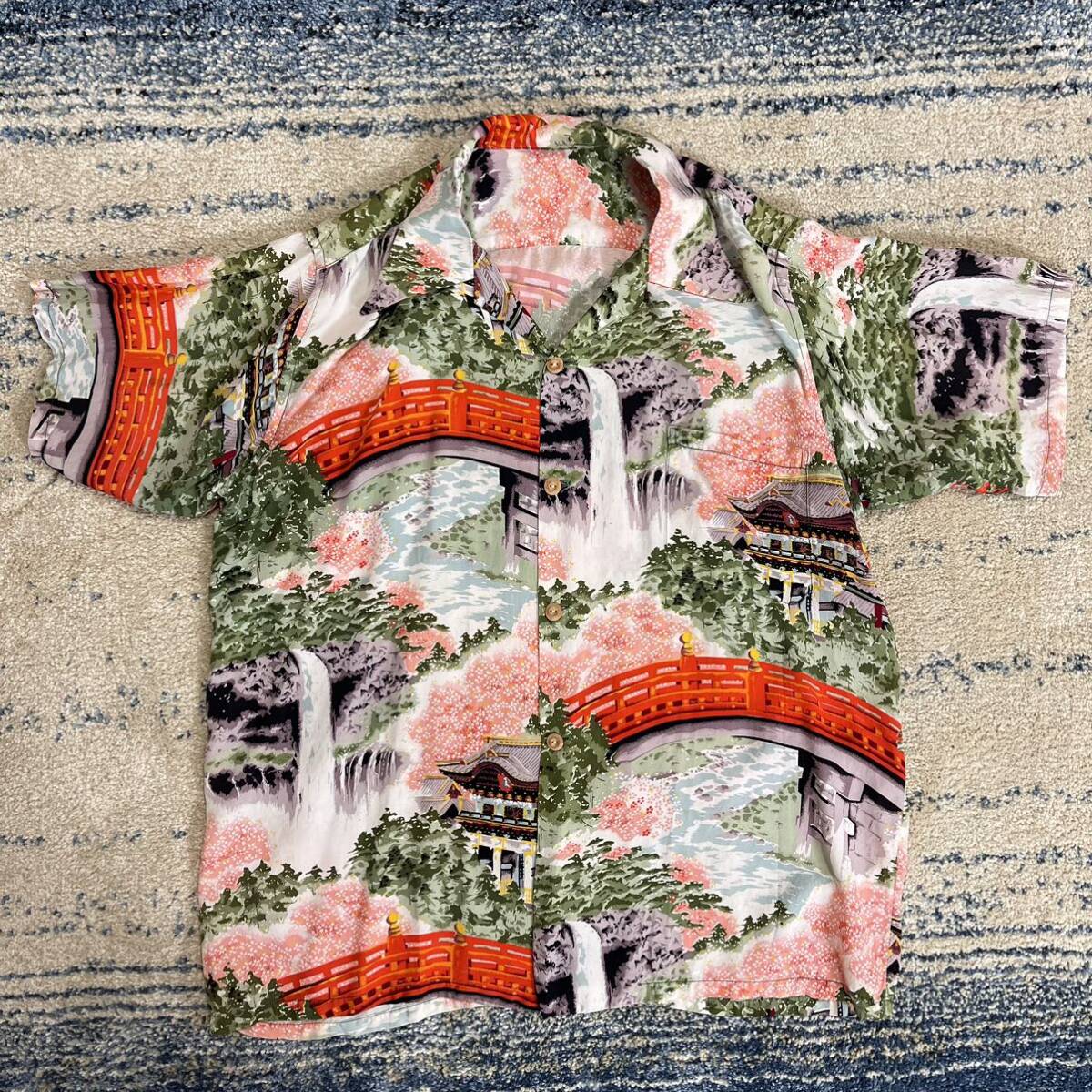 50s~60s Hawaiian rayon shirt 和柄 アロハシャツ レーヨン 総柄 半袖 ハワイアン ビンテージ vintage バンブーボタン japan USA製 解禁_画像1