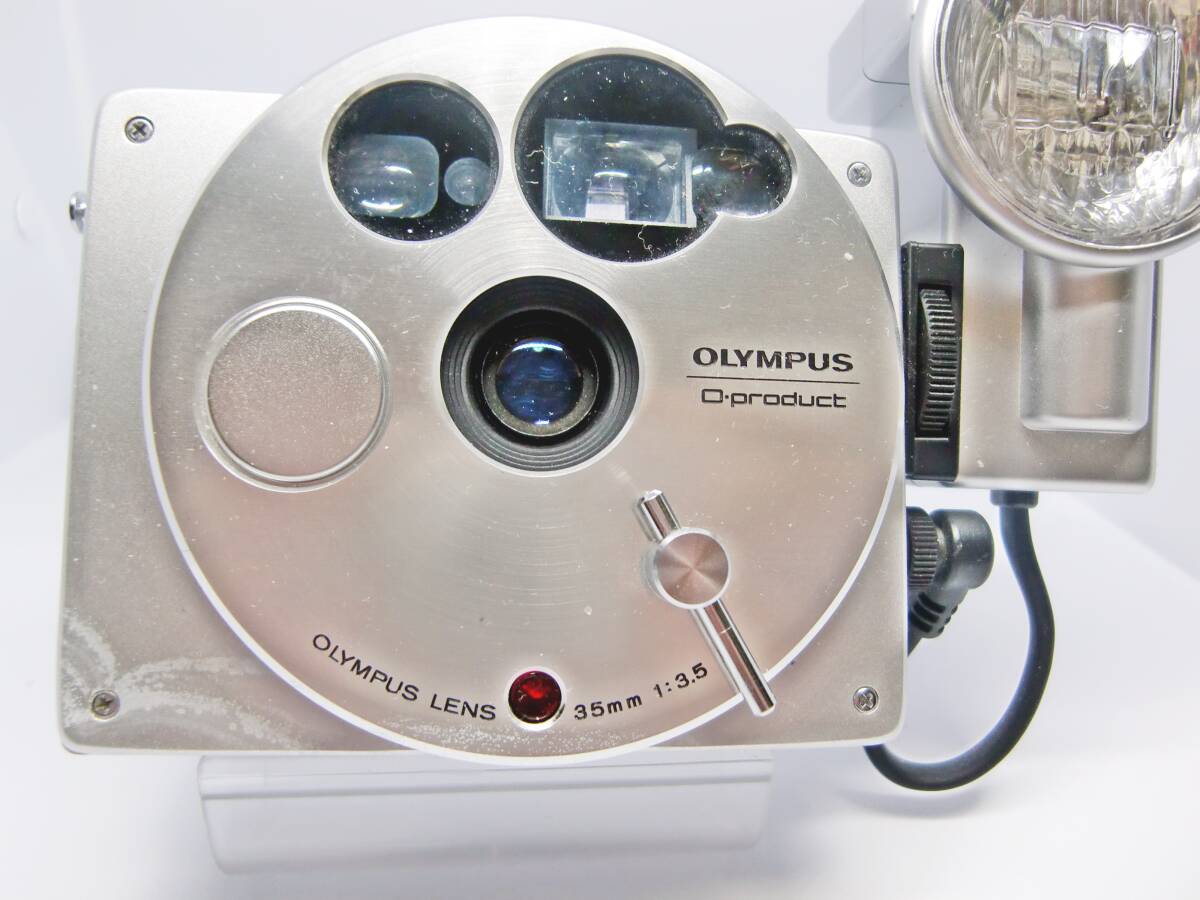 USED OLYMPUS O・product アルミニウム コンパクト フィルムカメラ 1988 シャッター動作、ストロボ発光確認済 35mm 1:3.5 2万台限定品_画像2