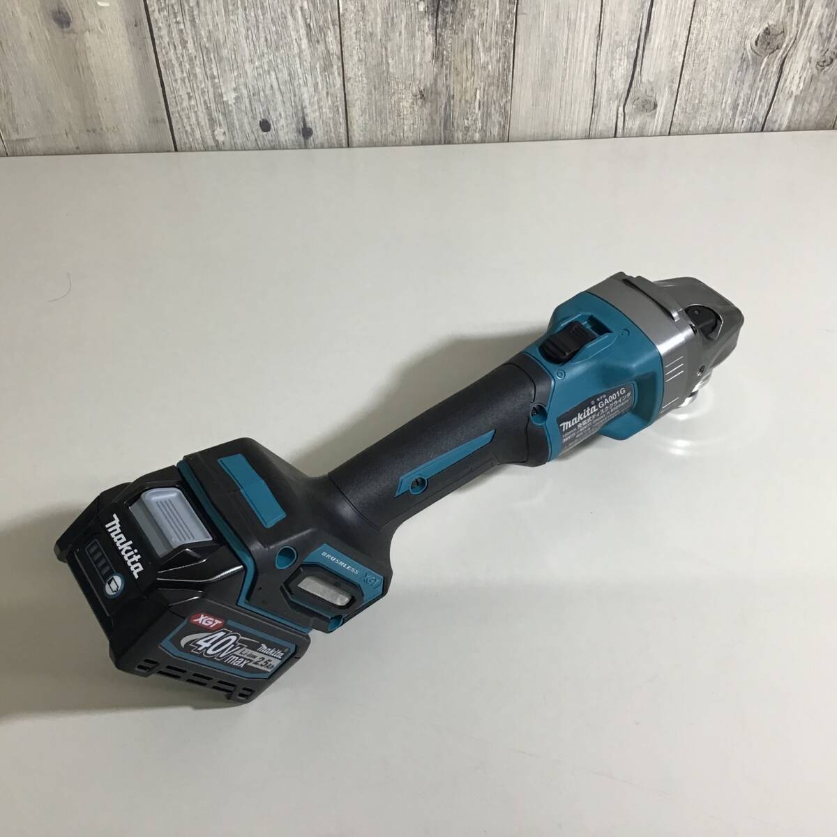 【未使用品】★マキタ(makita) 100mmコードレスディスクグラインダ GA001GRDX ★即決価格★送料無料★_画像6