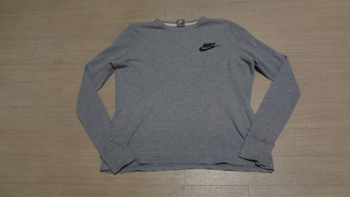 送料230円★sizeS★NIKE☆ナイキ★スウェット/トレーナー★ロンT★薄手素材★グレーチャコール★プリント★スポーツ★カジュアル_画像1