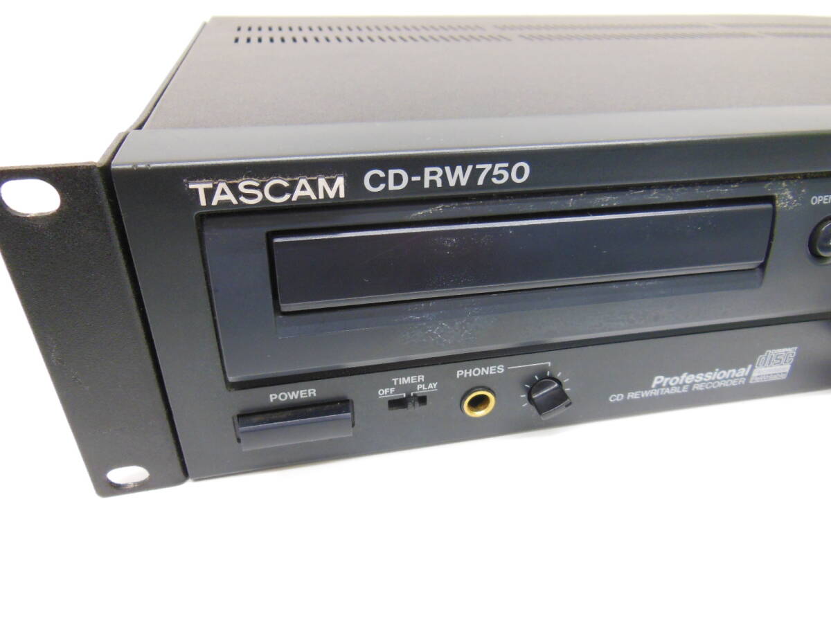 音響祭 タスカム CDレコーダー CD-RW750 現状品 通電OK ※メンテナンス必須 TASCAM 業務用 2005年製 ジャンク 部品取り等にの画像10