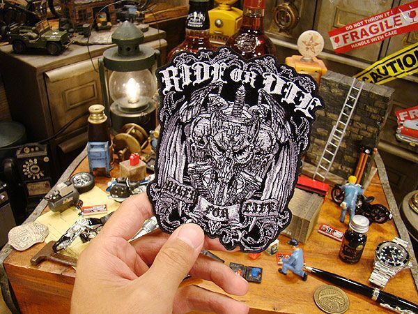 アメリカンバイカーズワッペン　（Ride or Die Biker for Life）　アメリカ雑貨　アメリカン雑貨　アイロン　ブランド　バイク　エンブレム_画像2