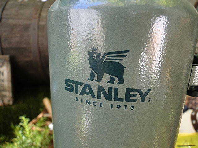  Stanley Classic vacuum bottle (1.9 liter ) STANLEY flask american miscellaneous goods America miscellaneous goods 