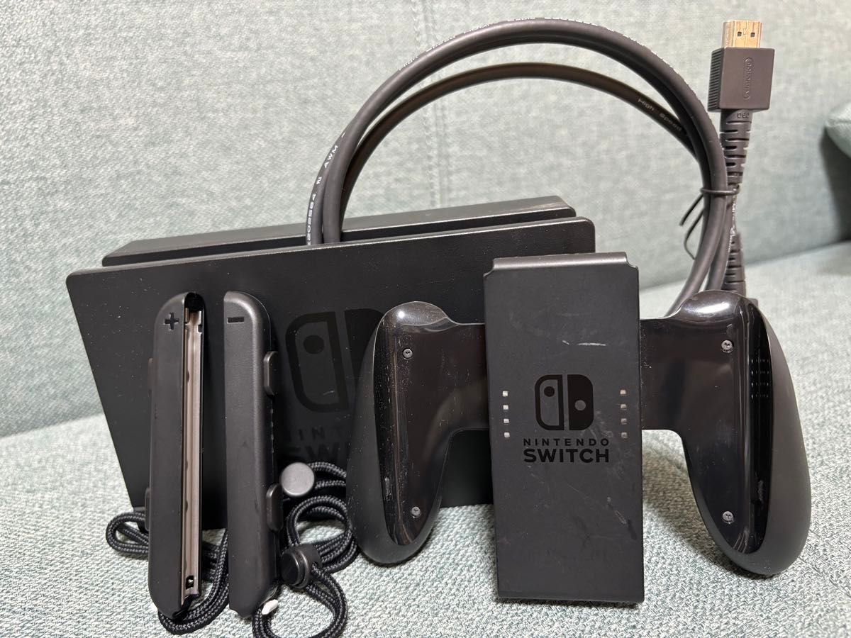 Nintendo Switch グレー + ホリパッド + ポータブルUSBハブスタンド