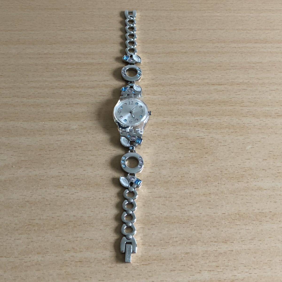 293-0956 swatch スウォッチ レディース腕時計　金属ベルト　クオーツ　電池切れ　動作未確認_画像4