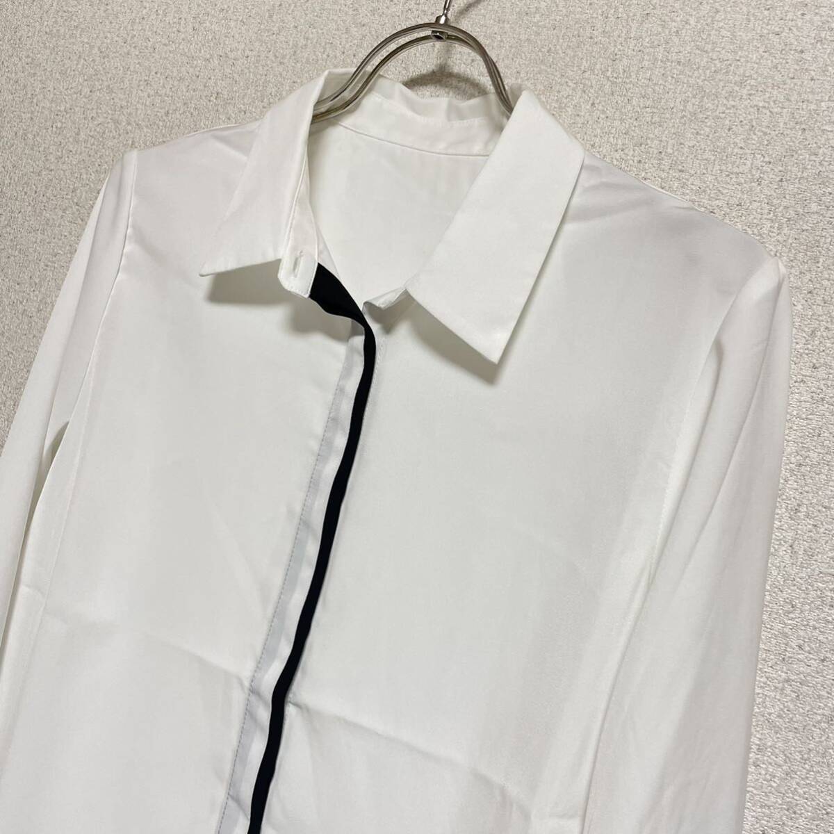 [ с биркой / обычная цена ¥13200-]Le souk Le souk обычный цвет 7 минут рукав рубашка блуза белый женский размер надпись 38 M соответствует *15