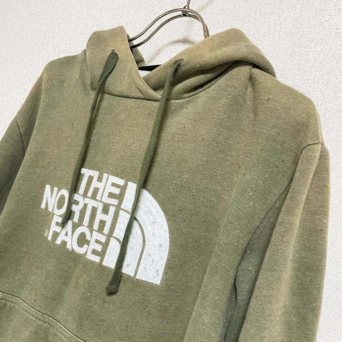 THE NORTH FACE ノースフェイス ロングスリーブパーカー フーディー プルオーバー 刺繍ロゴ カーキ メンズ サイズM ＊23_画像4