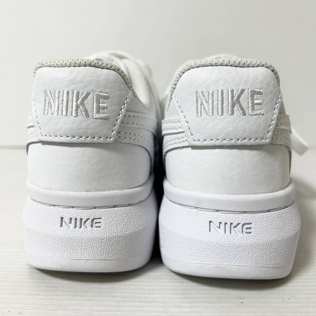 [ как новый ]NIKE Nike пальто Vision arutaLTR DM0113100 спортивные туфли толщина низ платформа 24cm белый *N