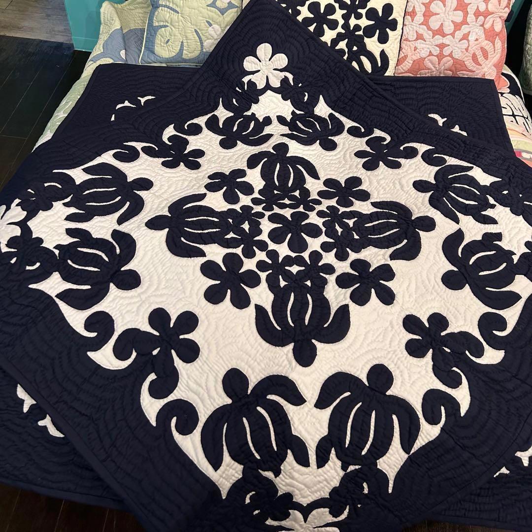 正規品>ベッドカバー タペストリー 白紺 ホヌ153×153 正規品>ベッドカバー タペストリー 白紺 ホヌ153×153