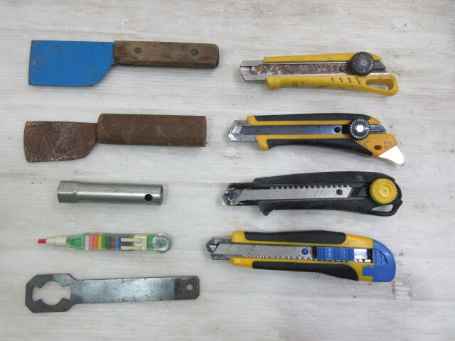 D813☆○工具大量セット-ハンマー-角定規-スパナ-モンキー D813☆○工具大量セット-ハンマー-角定規-スパナ-モンキー