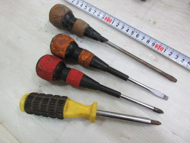 D813☆○工具大量セット-ハンマー-角定規-スパナ-モンキー D813☆○工具大量セット-ハンマー-角定規-スパナ-モンキー
