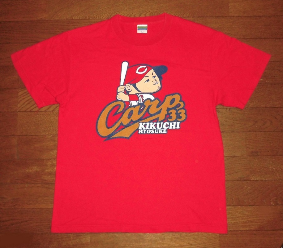 広島東洋カープ Carp ＃33 菊池涼介 グラフィック 背番号 プレイヤーズ Tシャツ 半袖 厚手 コットン RED L USED 美品/鯉CARP赤ヘル応援団_画像1