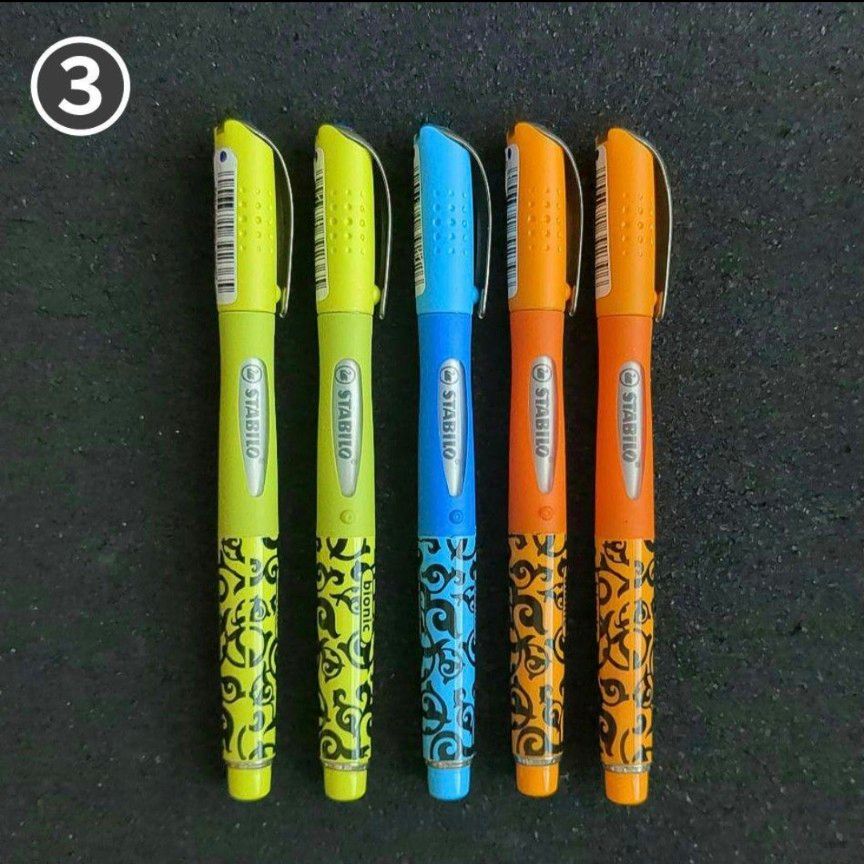 未使用】【入手困難】【限定品】BIC 40周年記念 4色ボールペン 未使用】【入手困難】【限定品】BIC 40周年記念 4色ボールペン