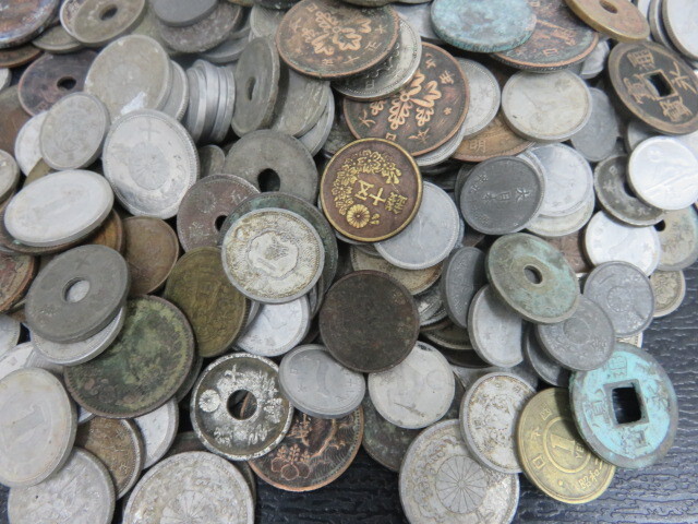 ＃60493　日本古銭おまとめ　穴銭 古銭 硬貨 コレクション おまとめ　総重量約：1.36kg_画像5