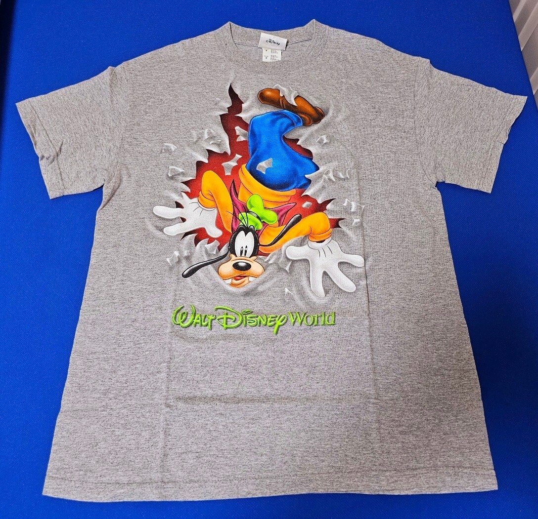 WDW限定★グーフィー 半袖Tシャツ グレー US Mサイズ メンズLサイズ ウォルト・ディズニー・ワールド限定 ディズニーランド ミッキーマウスの画像2