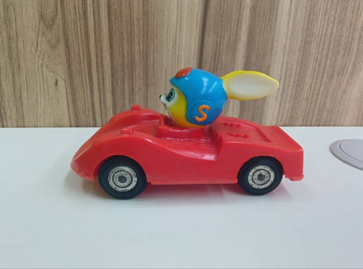 コレクター放出品　エスエス製薬 ピョンちゃん レースカー 車 赤色　ソフビ　玩具　レトロ　◆10_画像4