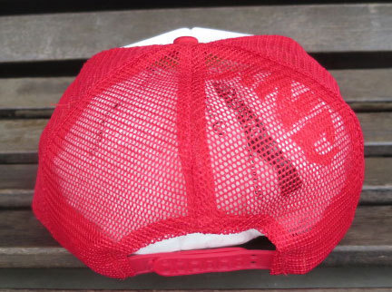 UCA5メッシュキャップUNKNOWNデットストック新品ベースボールキャップ80’ビンテージCHEVROLETコルベット赤系X白ショップキャップ オールドの画像3