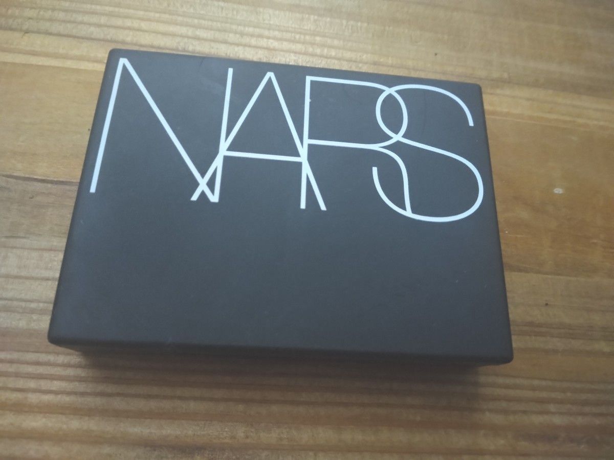 NARS /ナーズ ライトリフレクティング セッティングパウダー プレスト N　/ミニ
